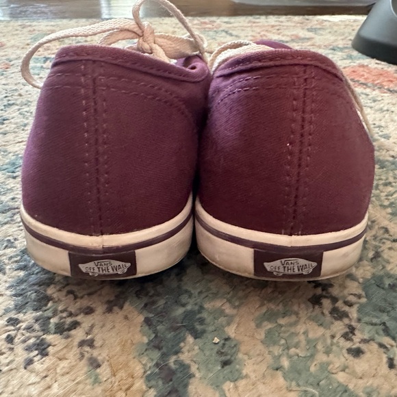 Authentic Purple Vans - Picture 5 of 9